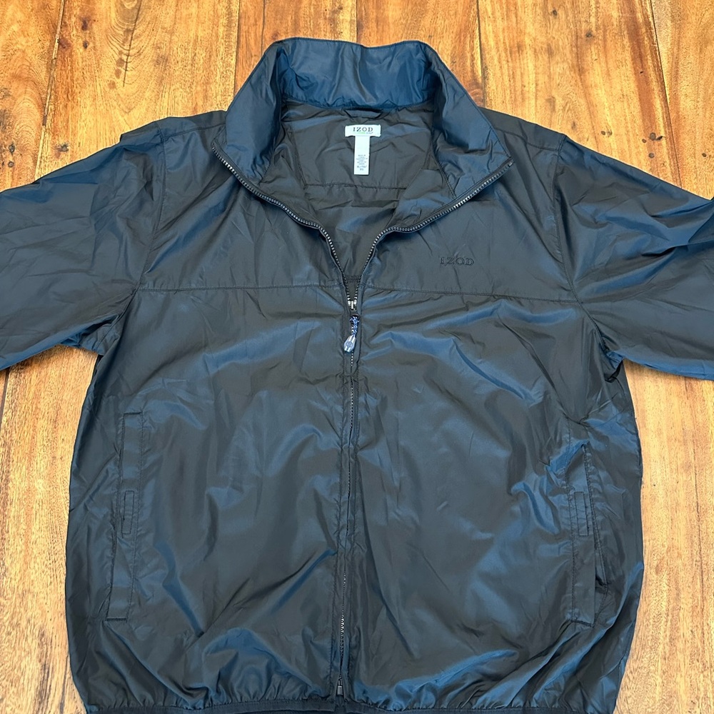 ⭐️ NWOT IZOD Men's Golf Full-Zip Windbreaker with Hideaway Hood
